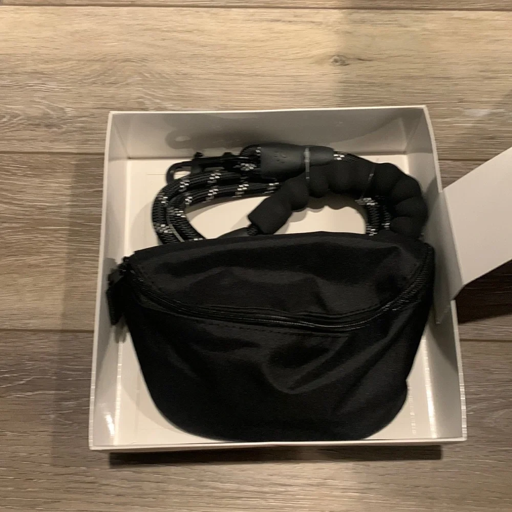 LMT: Two Piece Dog Walking Set: Leash & Fanny Pack